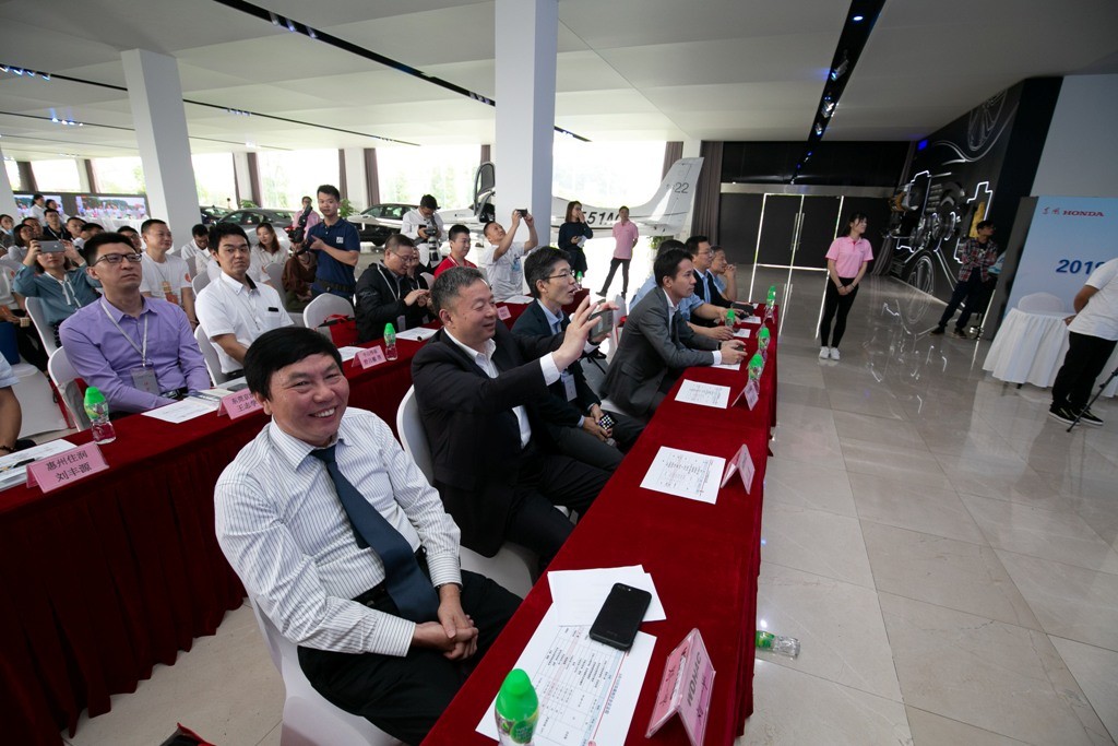 mlESj75EwP/imgs/20230415/991f60700a3dfa904b0c349d60f4e3b6.jpg